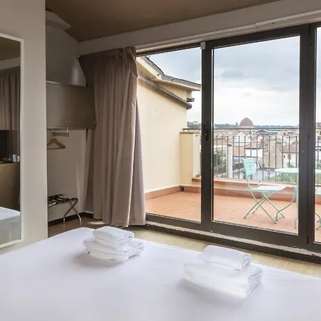 Plus Florence Hotel & Hostel-3